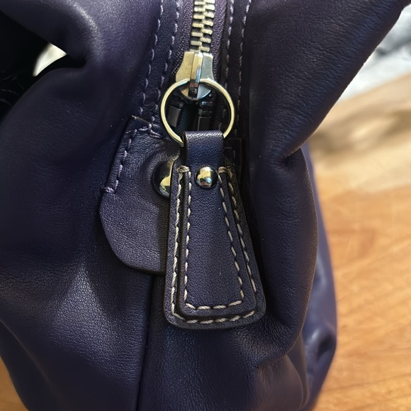 Coach buckle handbag - Picture 11 of 16